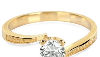 Zlaty-zasnubny-prsten-s-krystalom