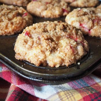 cranberry-muffins-2251557_1280